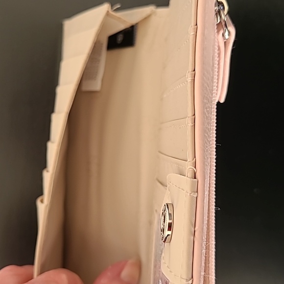 MUNDI BRAND WOMEN'S "BLUSH SLIM CLUTCH" WALLET WITH RFID PROTECTION - Picture 7 of 12